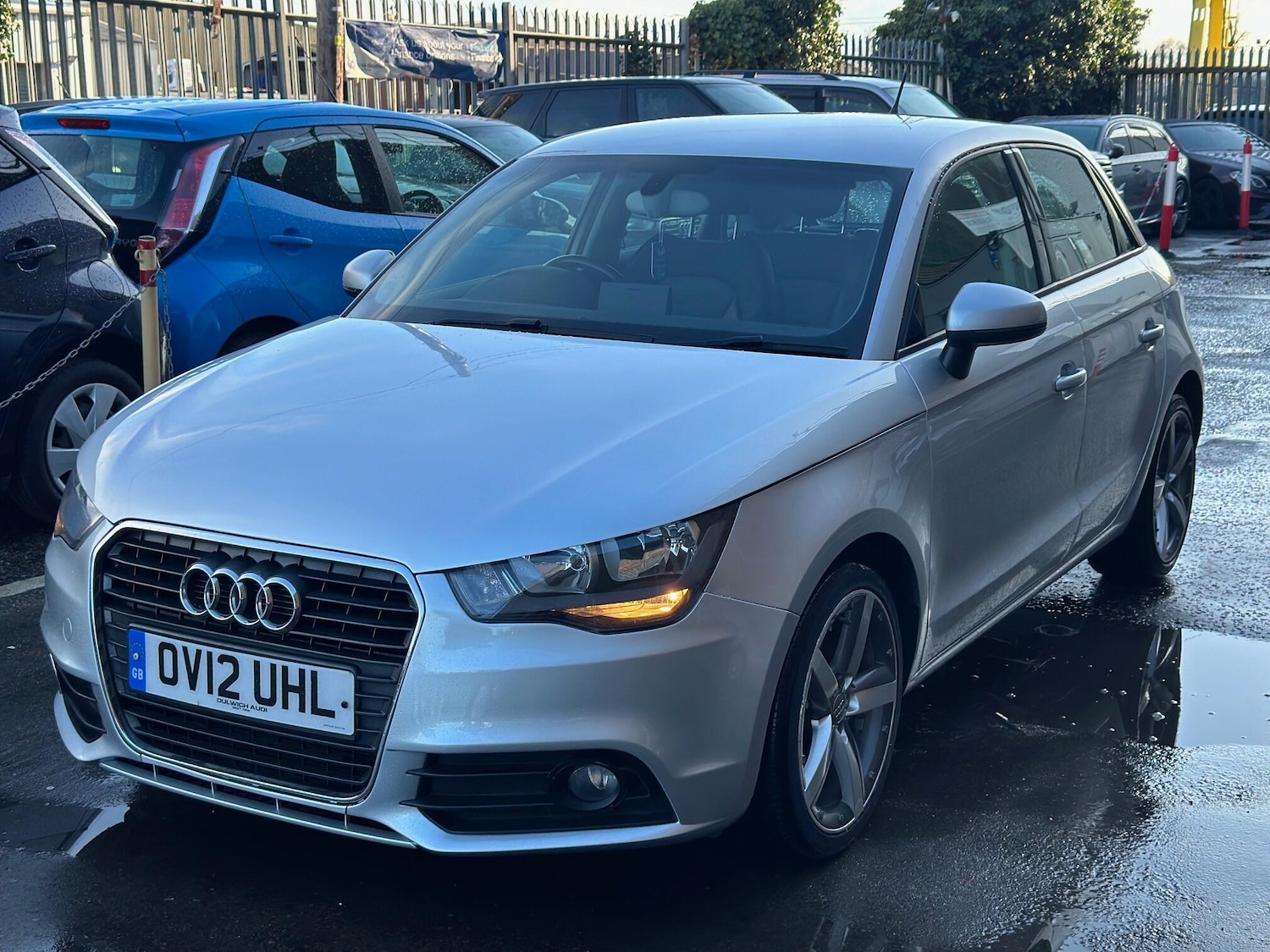 Used Audi A1 2012 for sale - 78034617: Photo 2