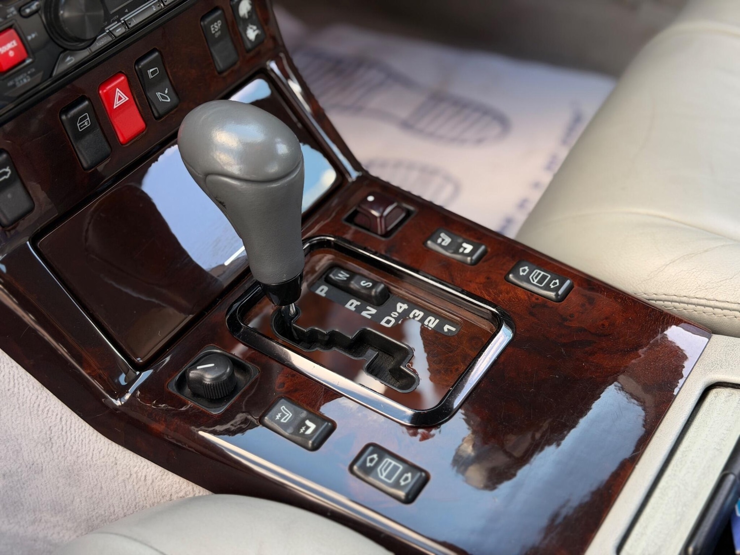 Used Mercedes-Benz SL for sale - 77671062: Photo 10