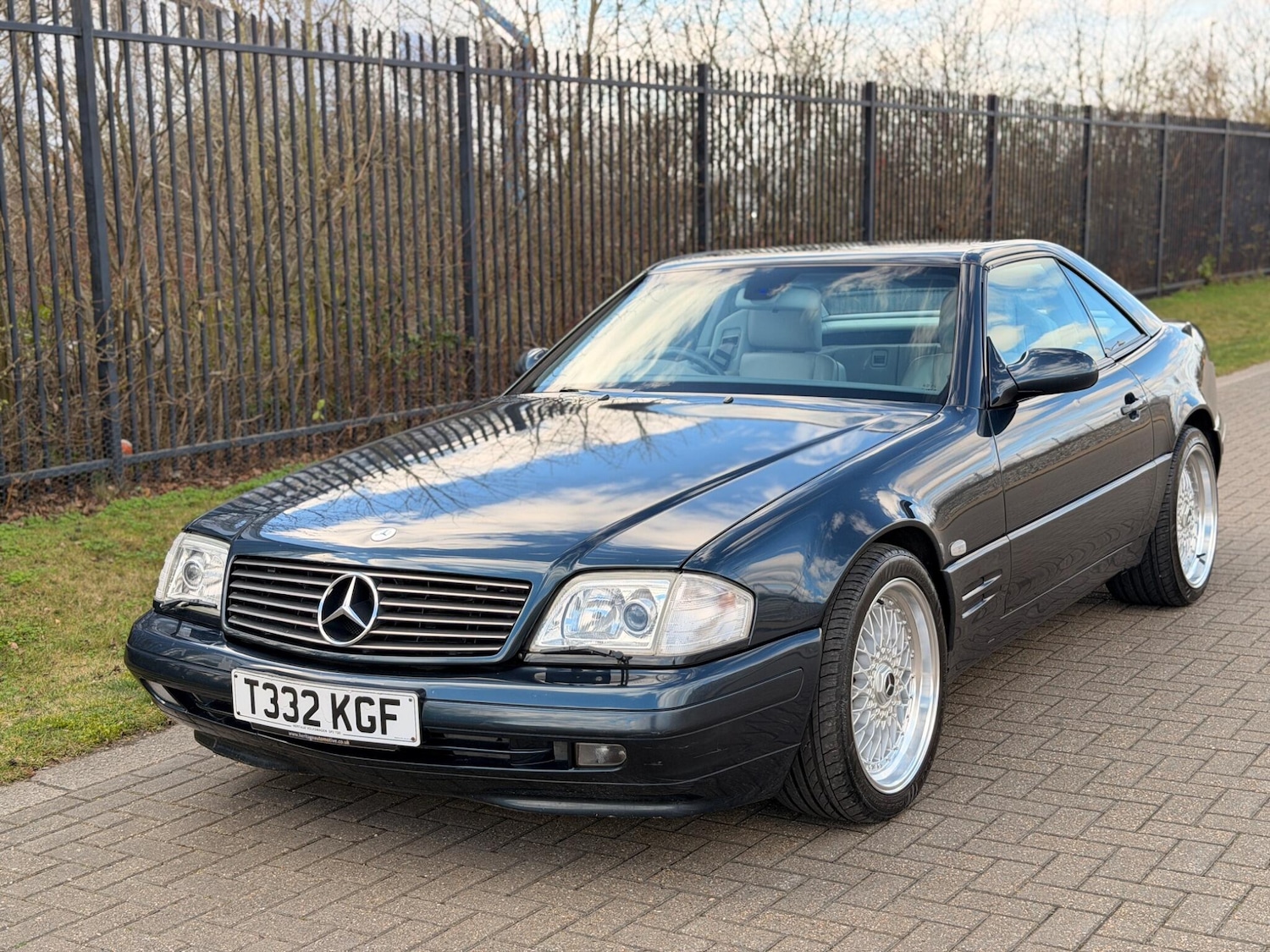 Used Mercedes-Benz SL for sale - 77671062: Photo 19