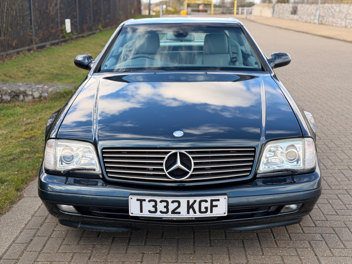 Used Mercedes-Benz SL for sale - 77671062: Photo 2