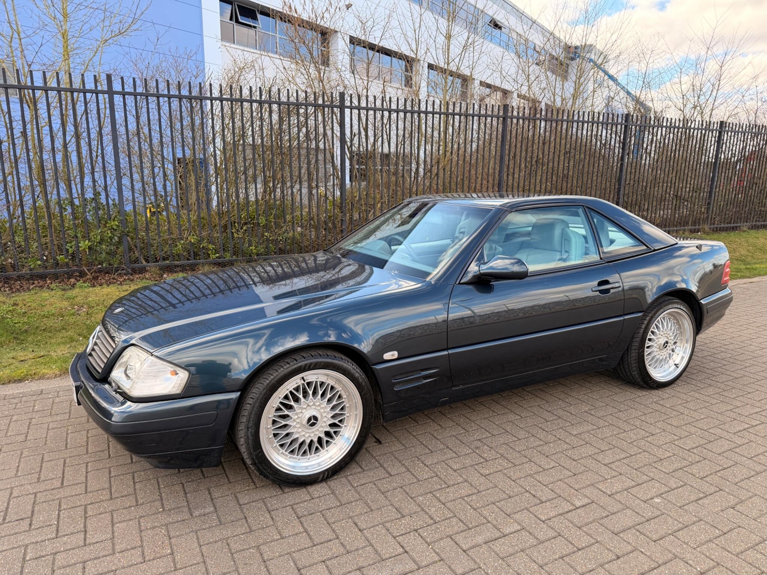 Used Mercedes-Benz SL for sale - 77671062: Photo 22