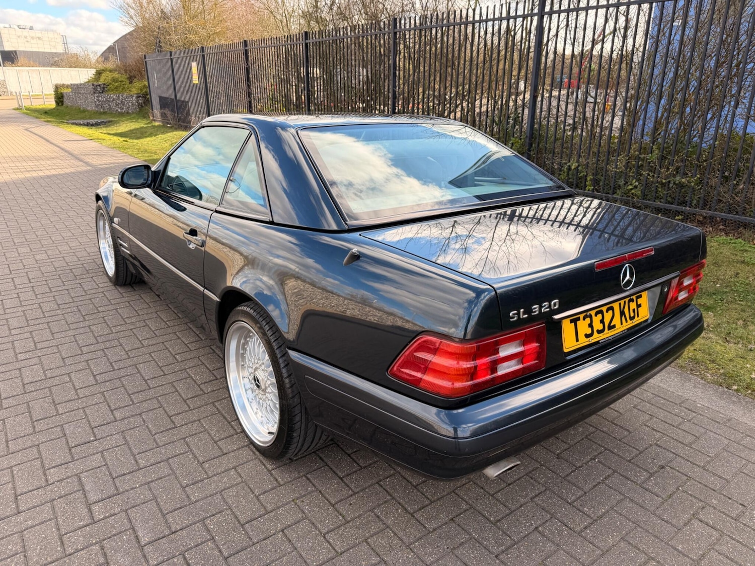 Used Mercedes-Benz SL for sale - 77671062: Photo 25