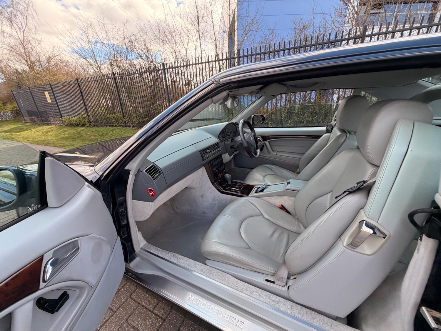 Used Mercedes-Benz SL for sale - 77671062: Photo 35