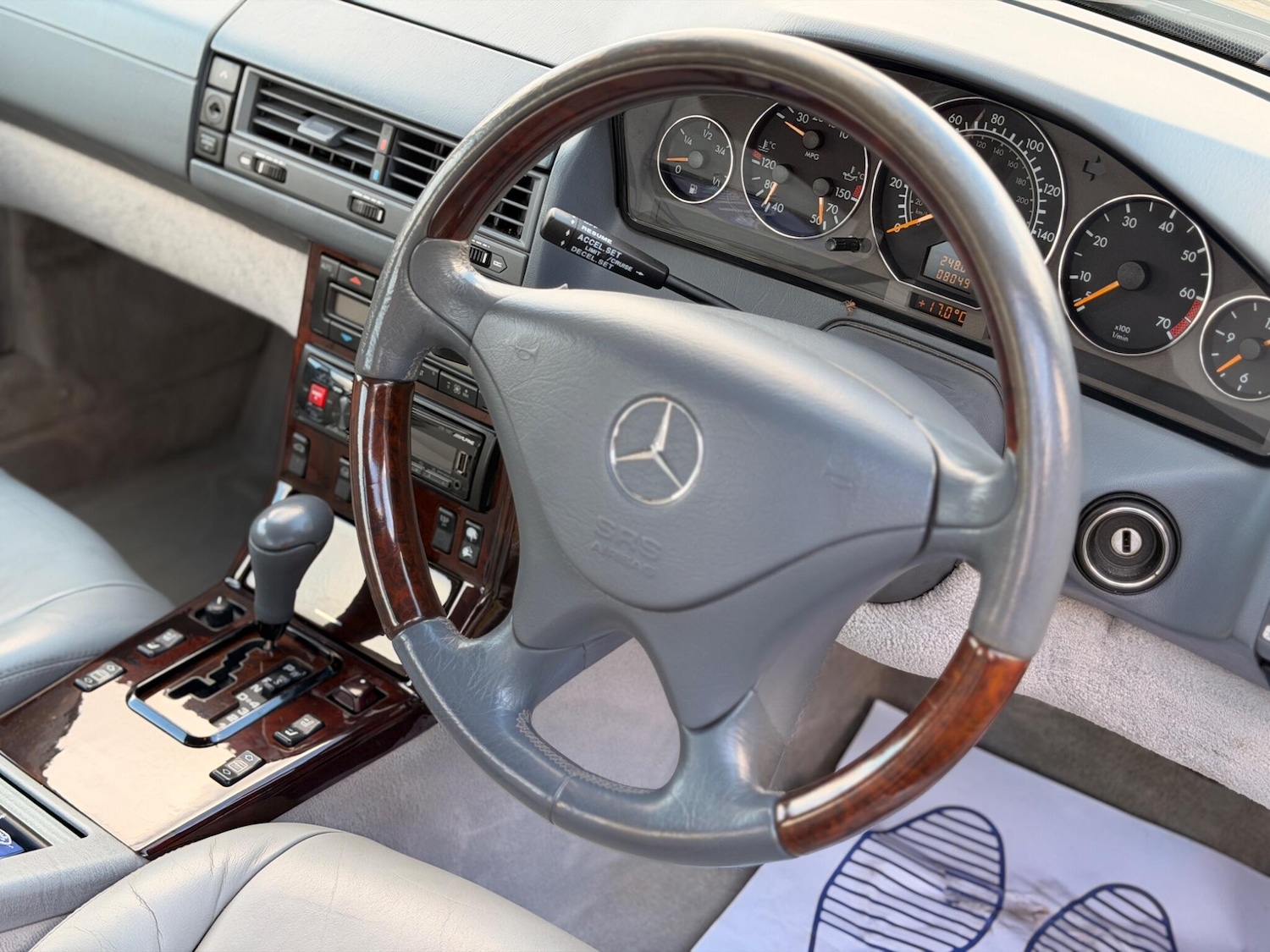 Used Mercedes-Benz SL for sale - 77671062: Photo 40