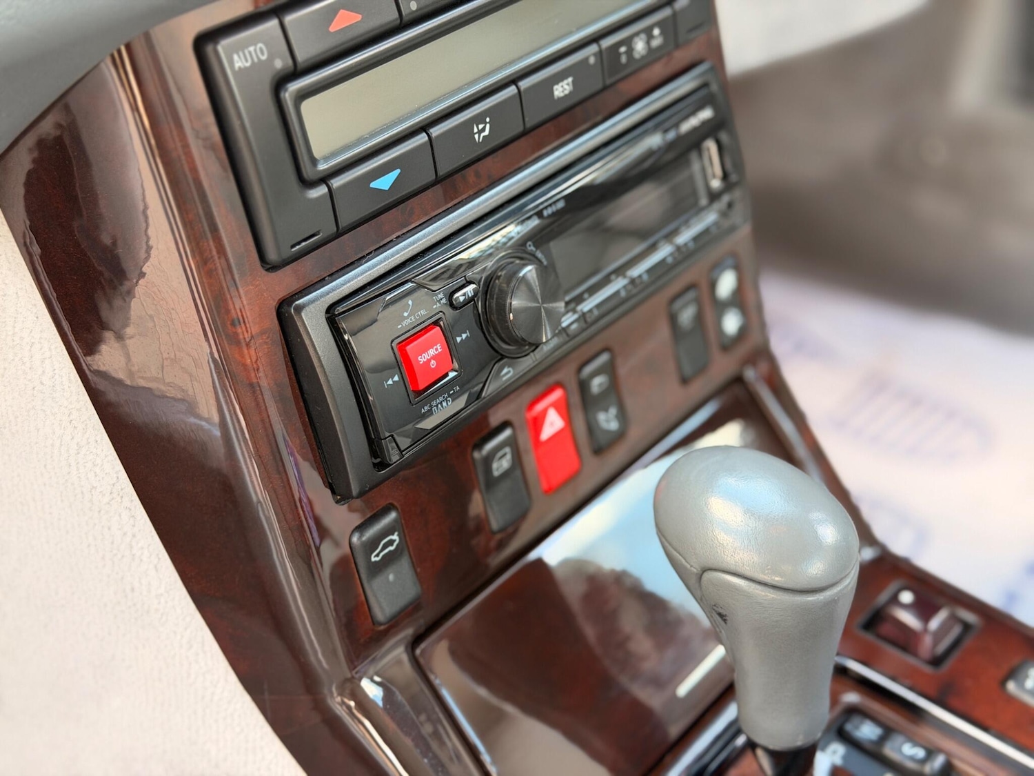 Used Mercedes-Benz SL for sale - 77671062: Photo 5