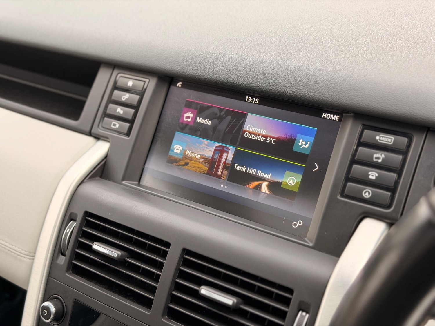 Used Land Rover Discovery Sport for sale - 76656990: Photo 15