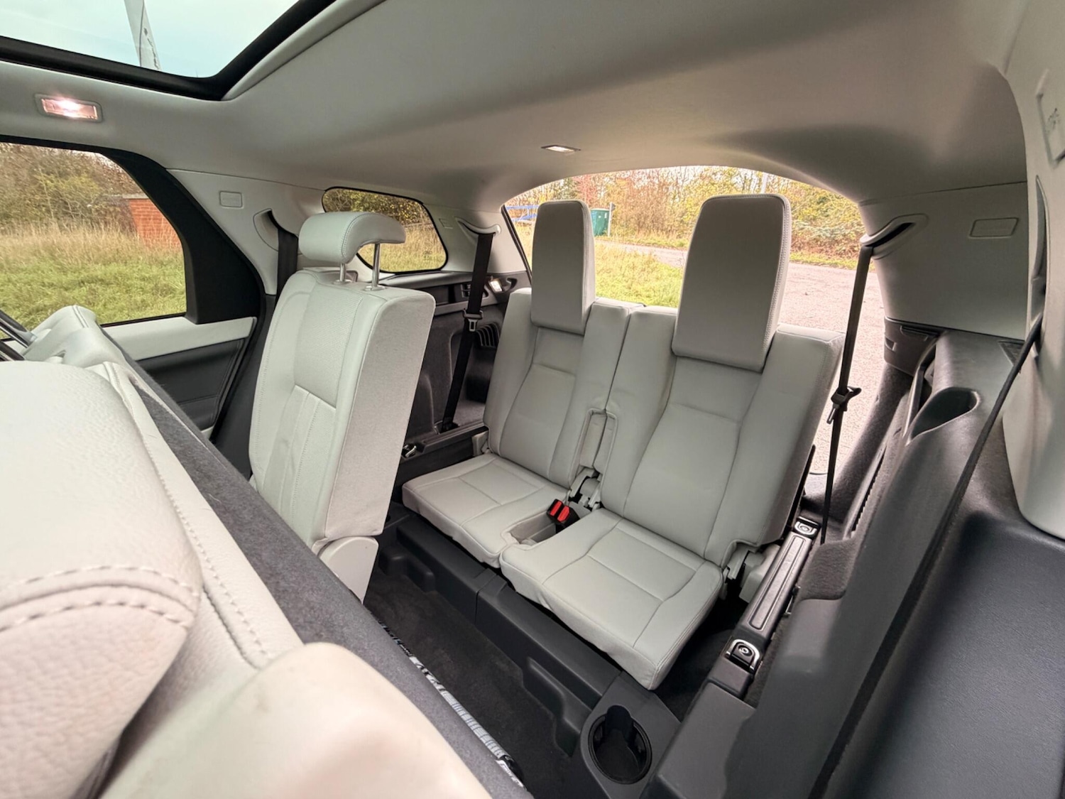 Used Land Rover Discovery Sport for sale - 76656990: Photo 16