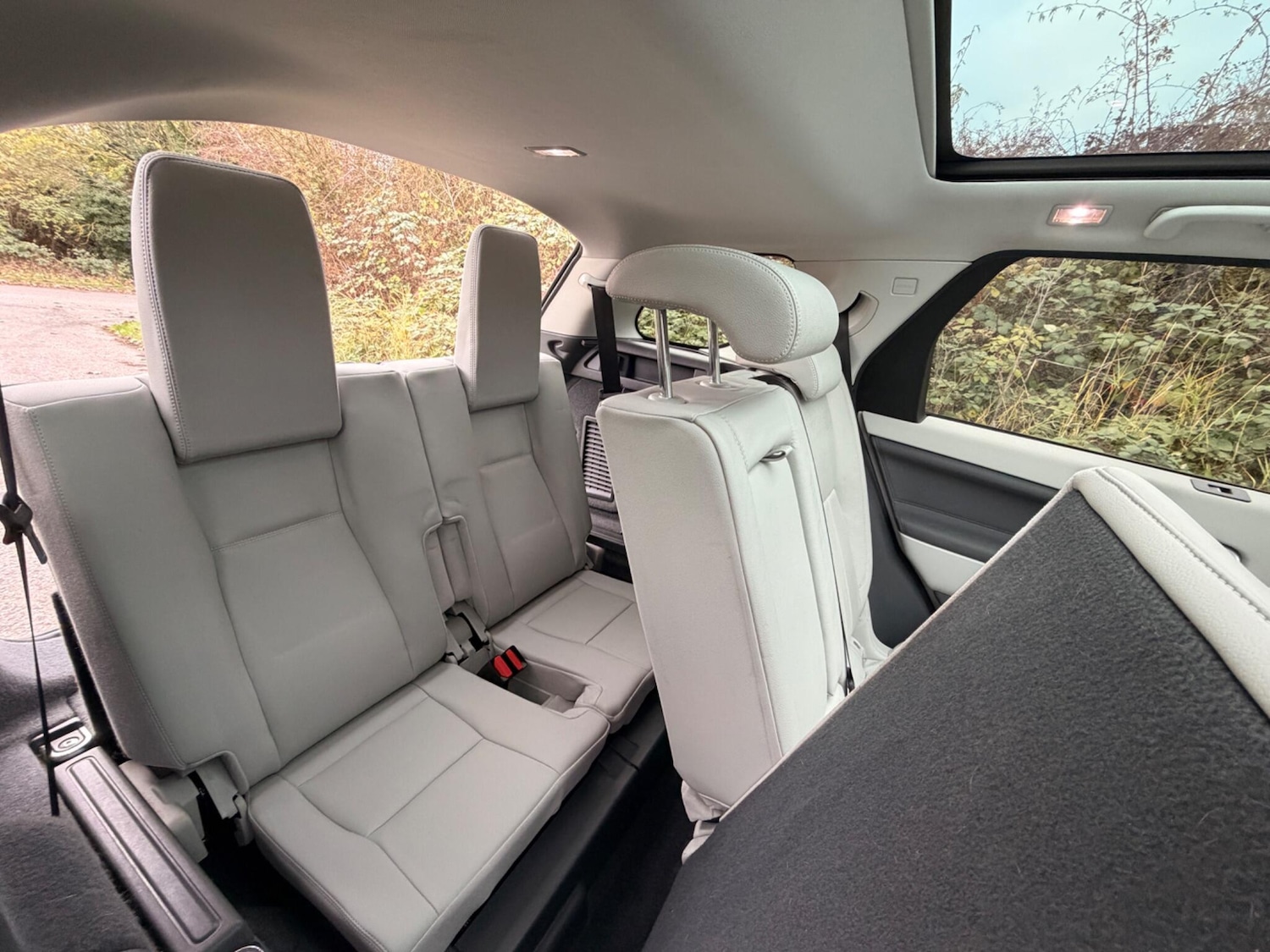 Used Land Rover Discovery Sport for sale - 76656990: Photo 17