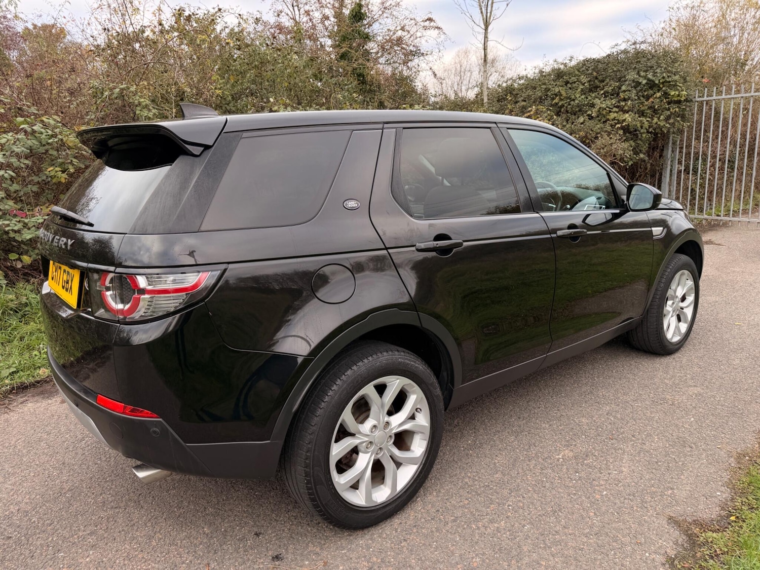 Used Land Rover Discovery Sport for sale - 76656990: Photo 32