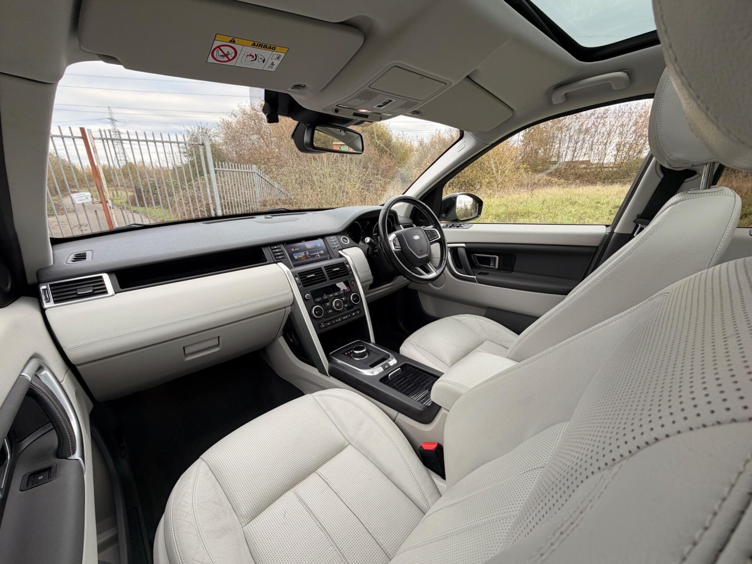 Used Land Rover Discovery Sport for sale - 76656990: Photo 35