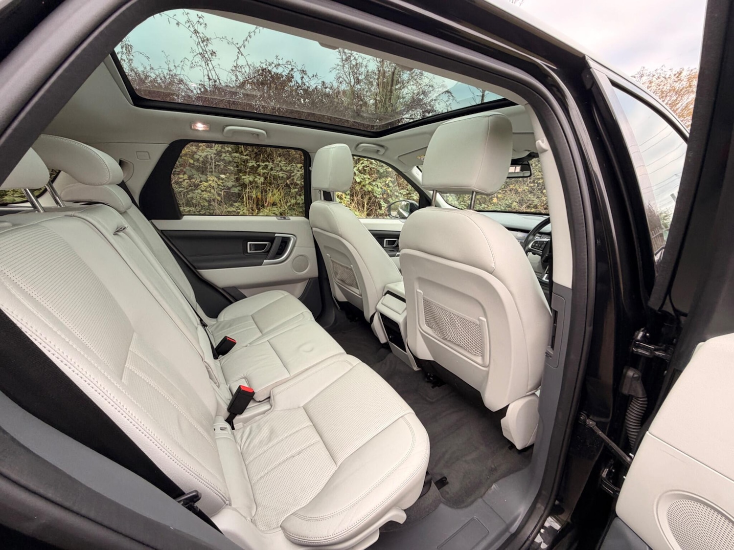 Used Land Rover Discovery Sport for sale - 76656990: Photo 38