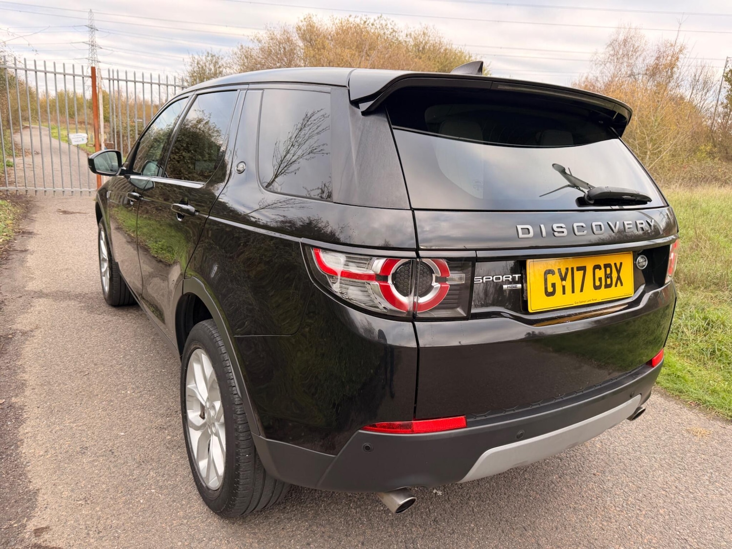 Used Land Rover Discovery Sport for sale - 76656990: Photo 5
