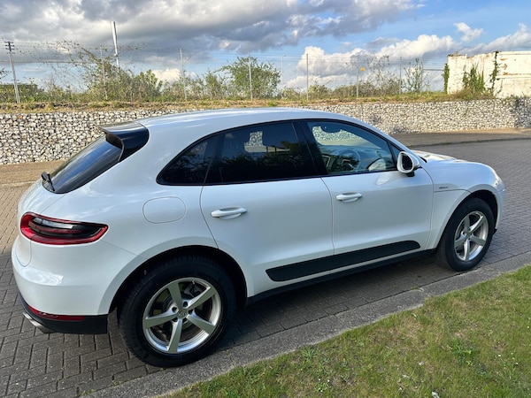 Used Porsche Macan 2017 for sale - 74441460: Photo 18