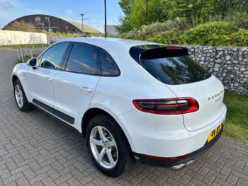 Used Porsche Macan 2017 for sale - 74441460: Photo