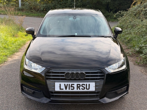 Used Audi A1 2015 for sale - 76072952: Photo 2