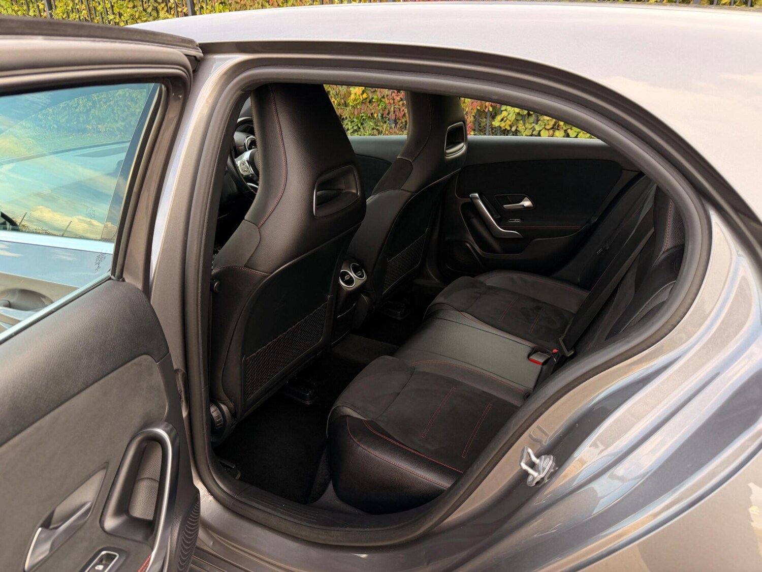 Used Mercedes-Benz A-Class 2018 for sale - 76108479: Photo 10