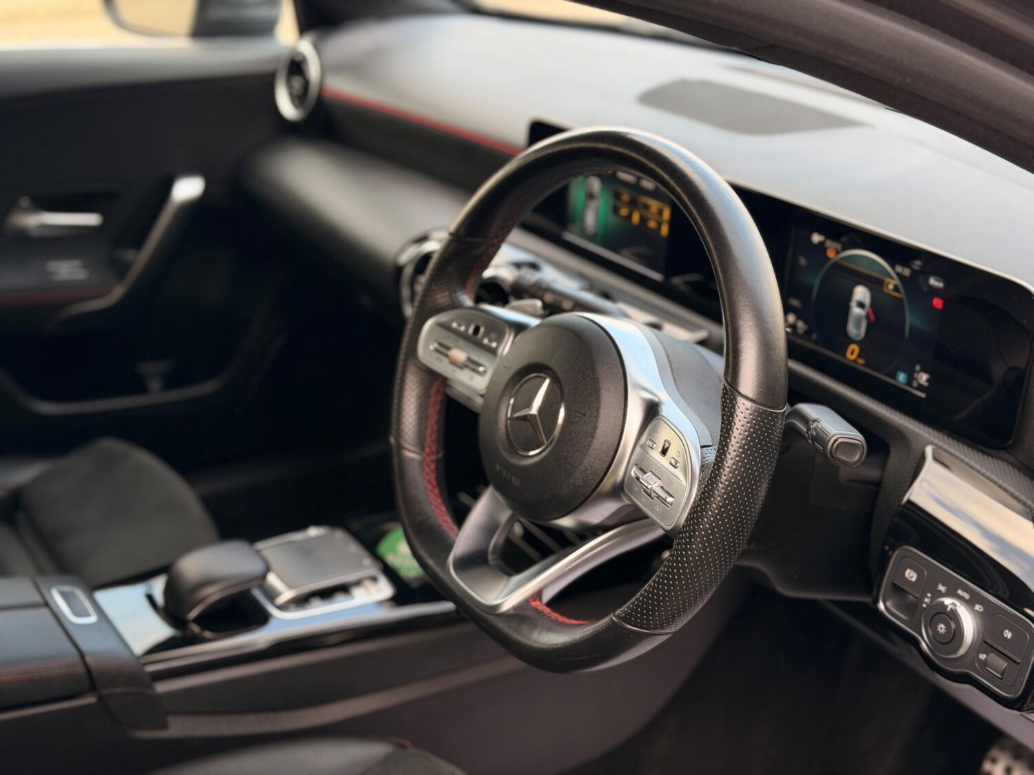 Used Mercedes-Benz A-Class 2018 for sale - 76108479: Photo 9