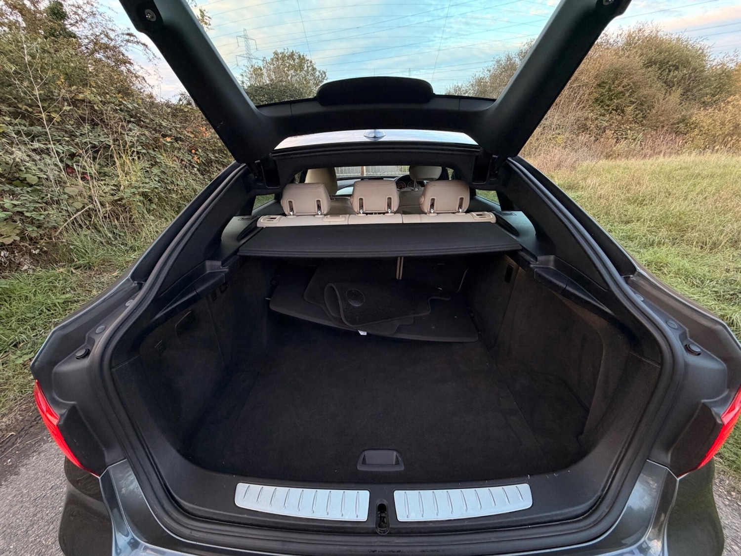 Used BMW 3 Series 2016 for sale - 76409627: Photo 10