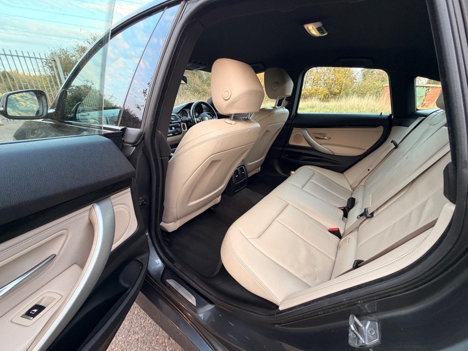 Used BMW 3 Series 2016 for sale - 76409627: Photo 25