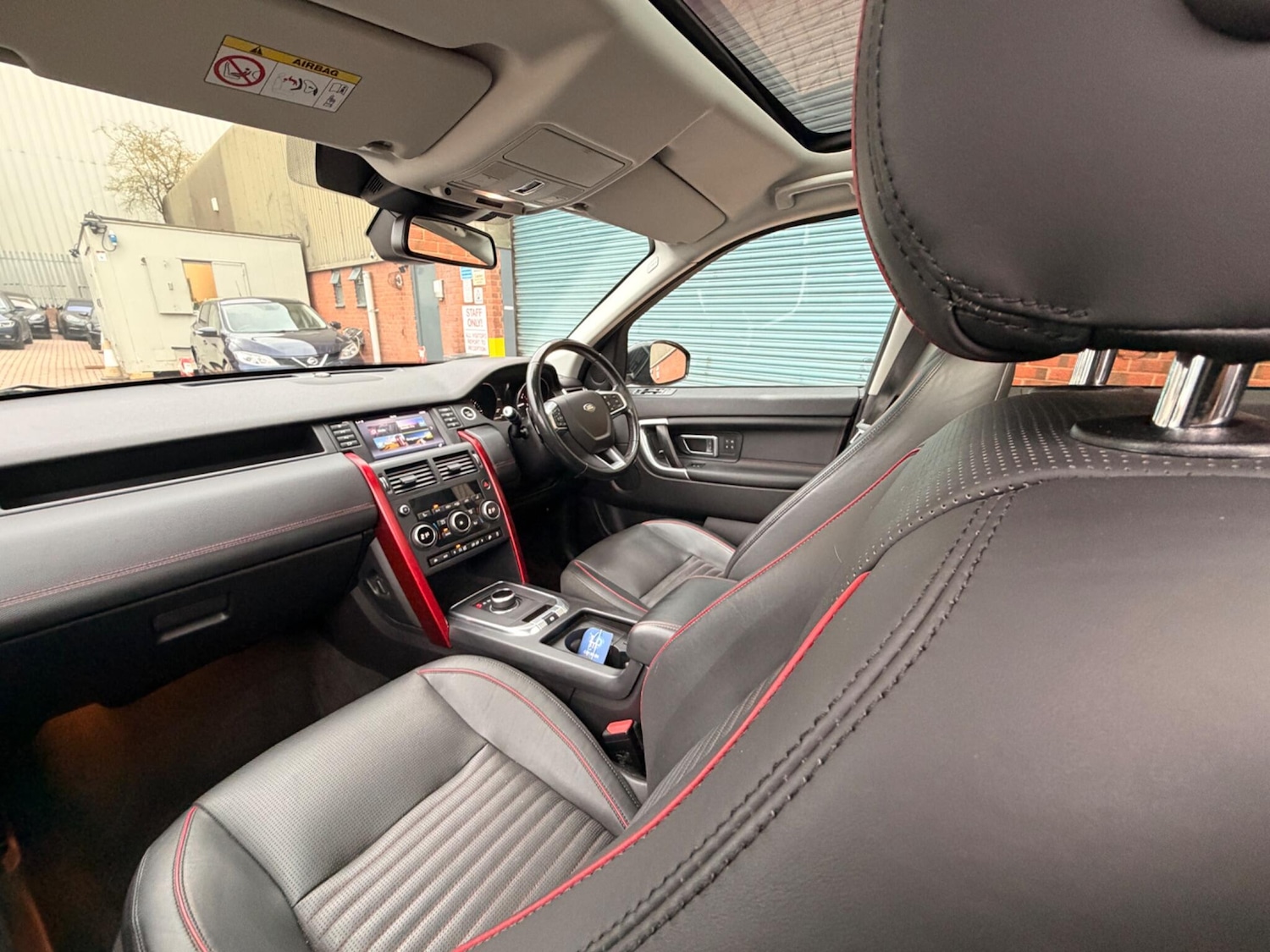 Used Land Rover Discovery Sport 2017 for sale - 77695345: Photo 11