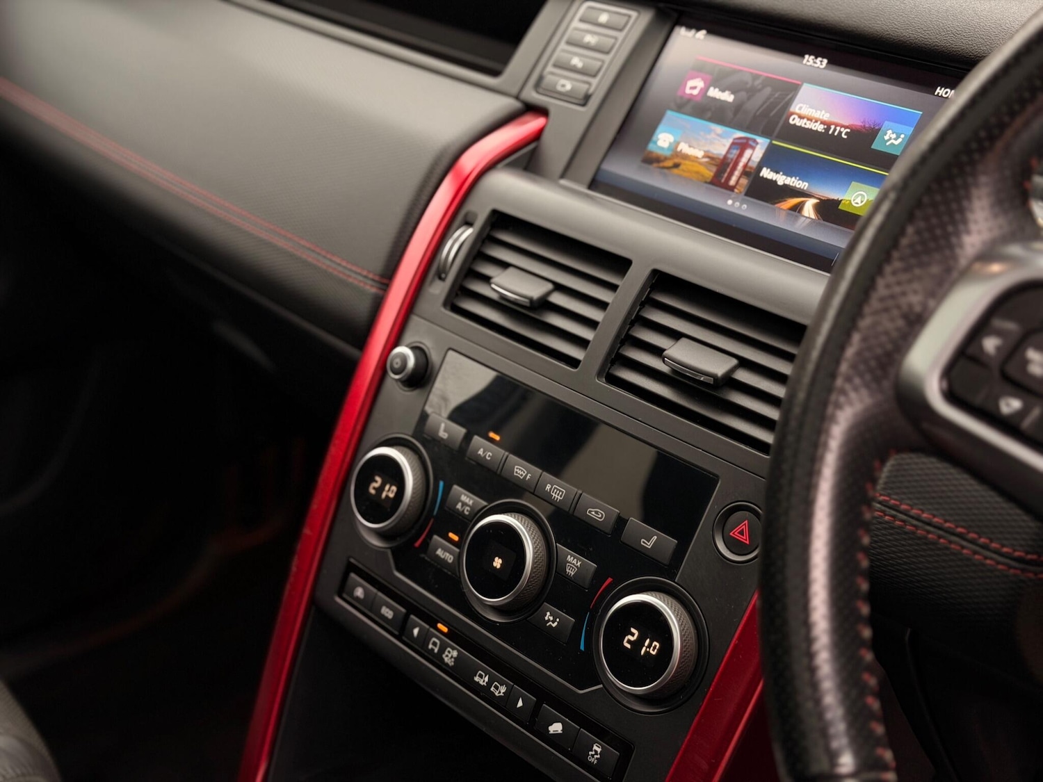 Used Land Rover Discovery Sport 2017 for sale - 77695345: Photo 12