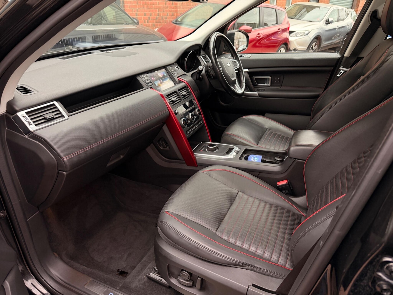 Used Land Rover Discovery Sport 2017 for sale - 77695345: Photo 36