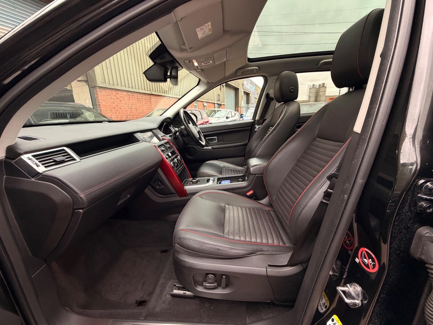 Used Land Rover Discovery Sport 2017 for sale - 77695345: Photo 37