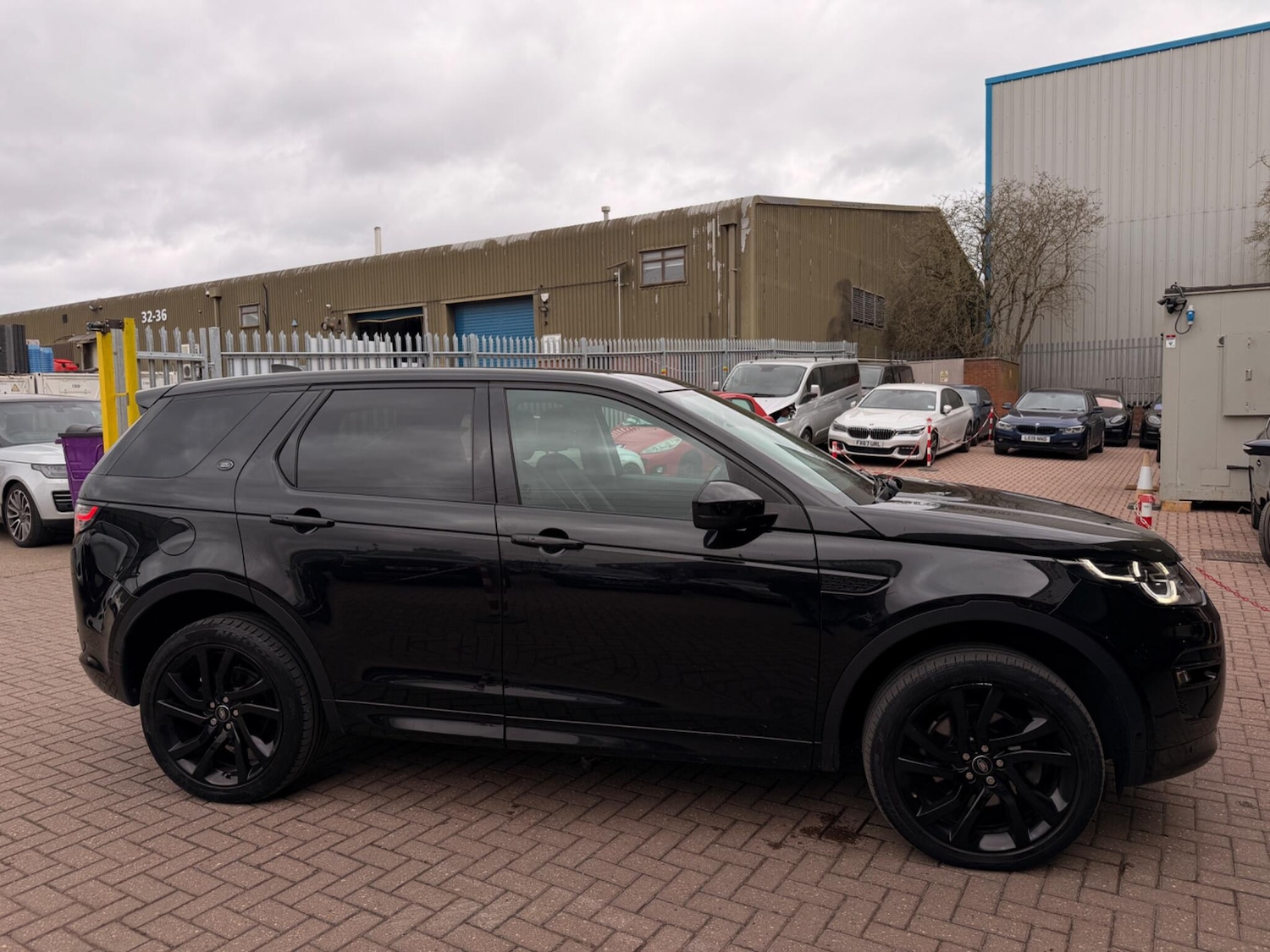 Used Land Rover Discovery Sport 2017 for sale - 77695345: Photo 42
