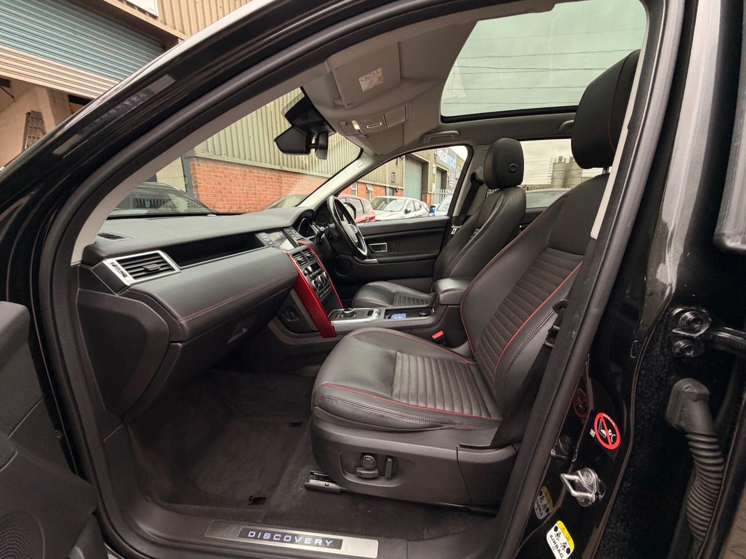 Used Land Rover Discovery Sport 2017 for sale - 77695345: Photo 9