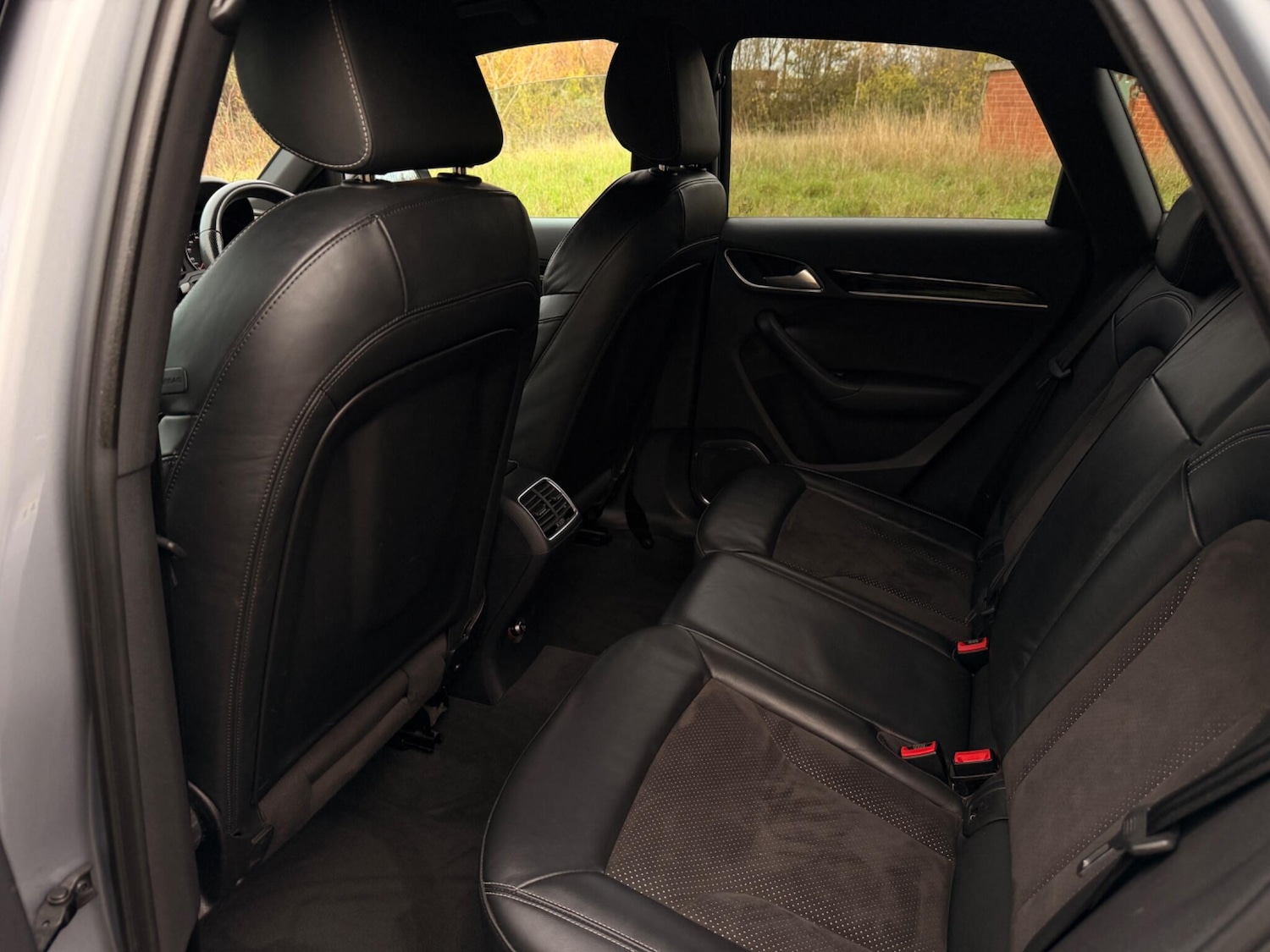 Used Audi Q3 2017 for sale - 76912940: Photo 11