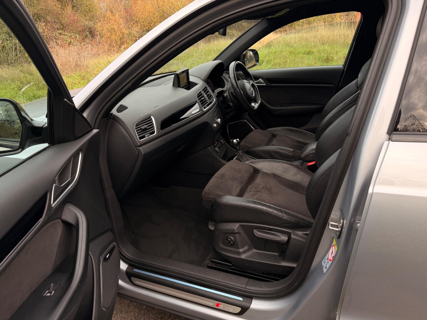 Used Audi Q3 2017 for sale - 76912940: Photo 26