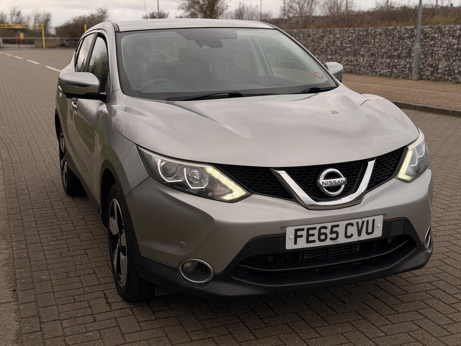 Used Nissan Qashqai 2015 for sale - 77637824: Photo 16