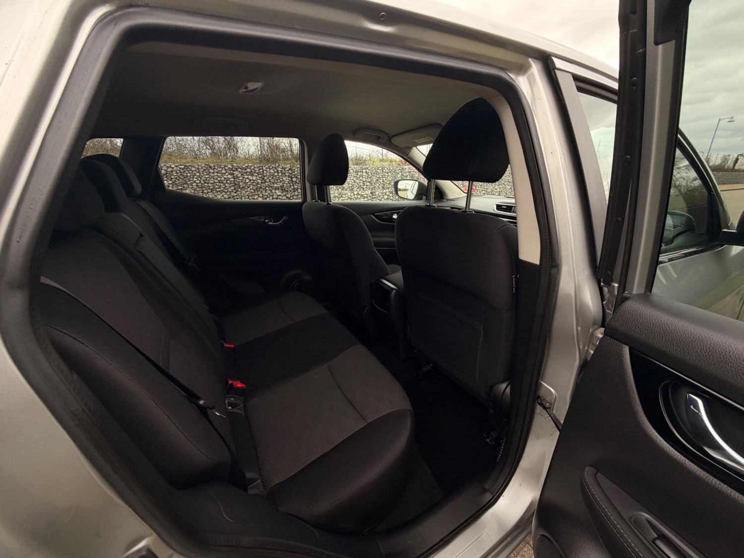 Used Nissan Qashqai 2015 for sale - 77637824: Photo 26