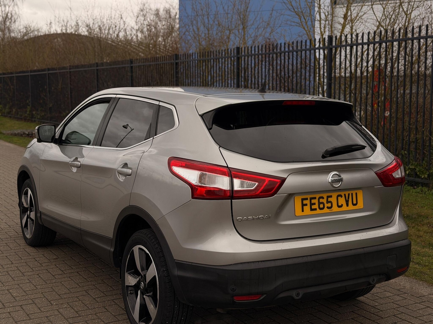 Used Nissan Qashqai 2015 for sale - 77637824: Photo 4