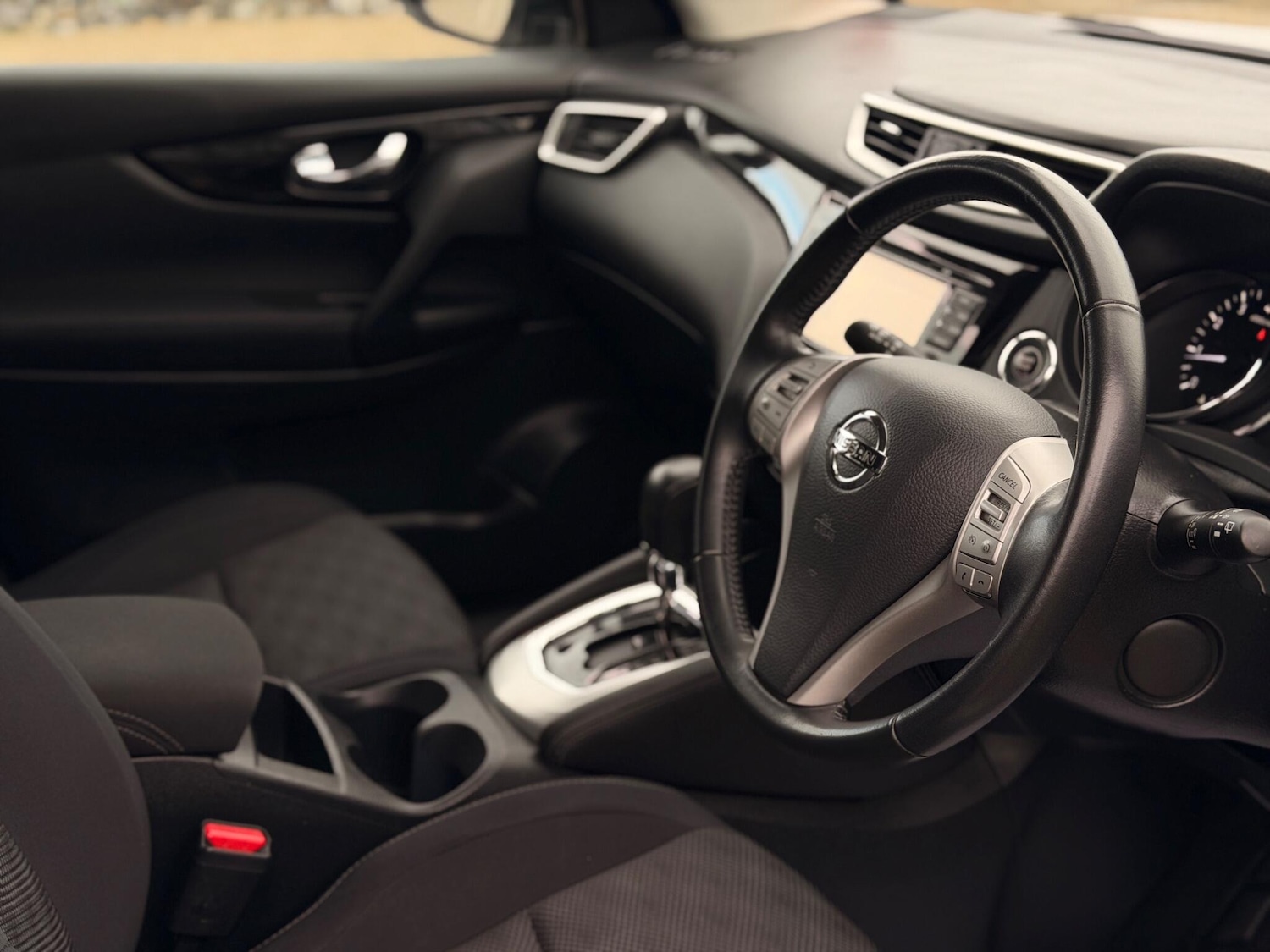 Used Nissan Qashqai 2015 for sale - 77637824: Photo 7