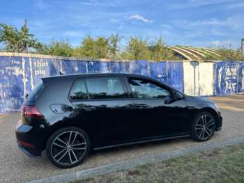 Used Volkswagen Golf 2019 for sale - 75051028: Photo