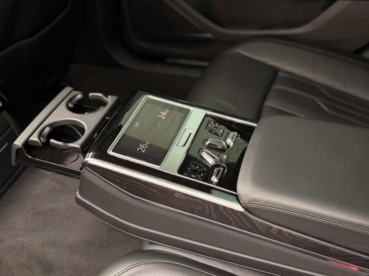 Used Audi A8 2018 for sale - 77696125: Photo 12