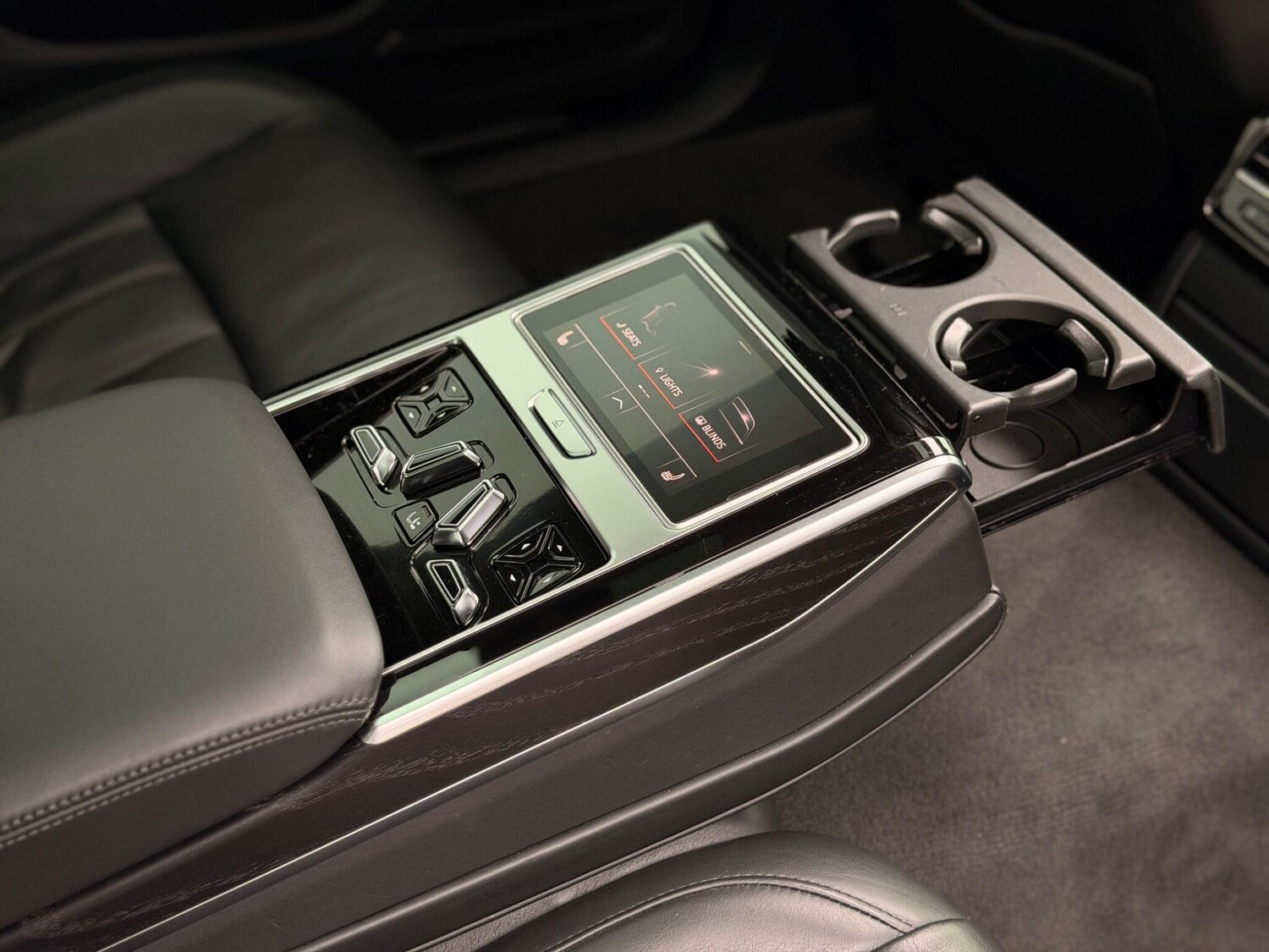 Used Audi A8 2018 for sale - 77696125: Photo 21