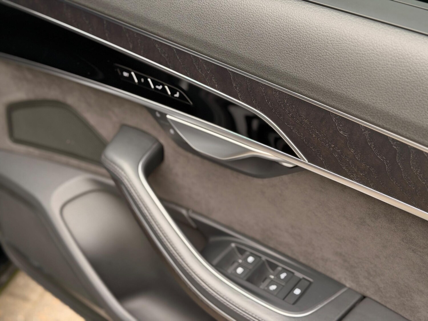 Used Audi A8 2018 for sale - 77696125: Photo 24