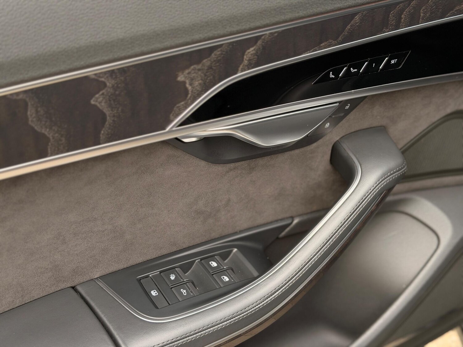 Used Audi A8 2018 for sale - 77696125: Photo 28