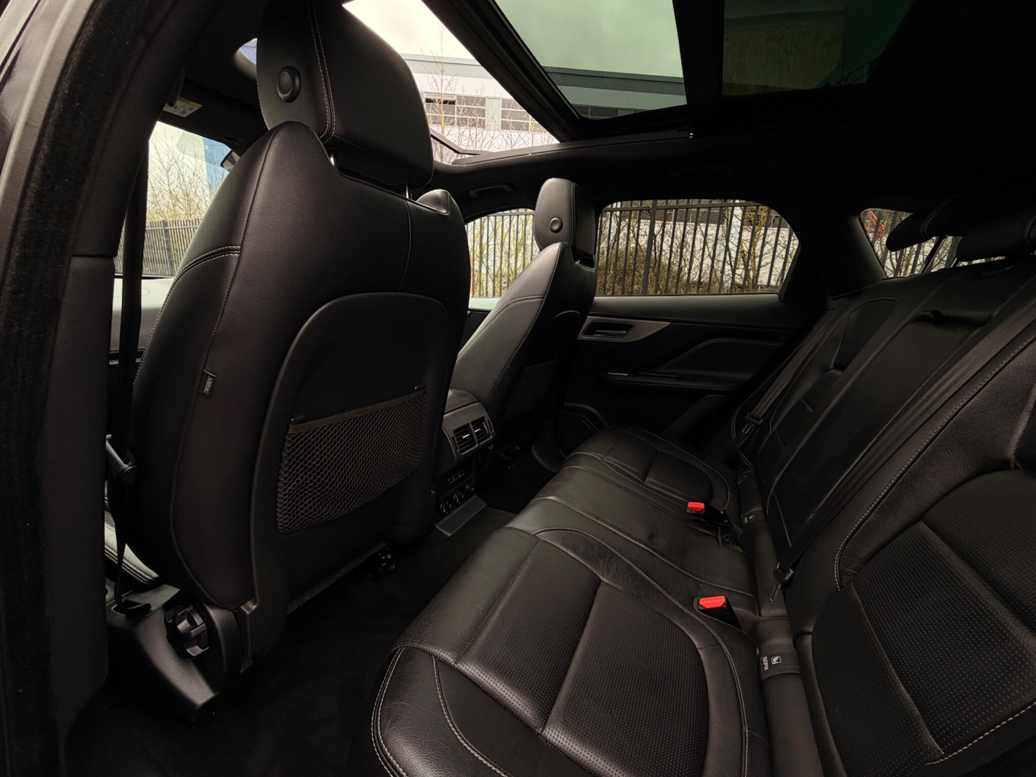 Used Jaguar F-Pace 2017 for sale - 77695346: Photo 22