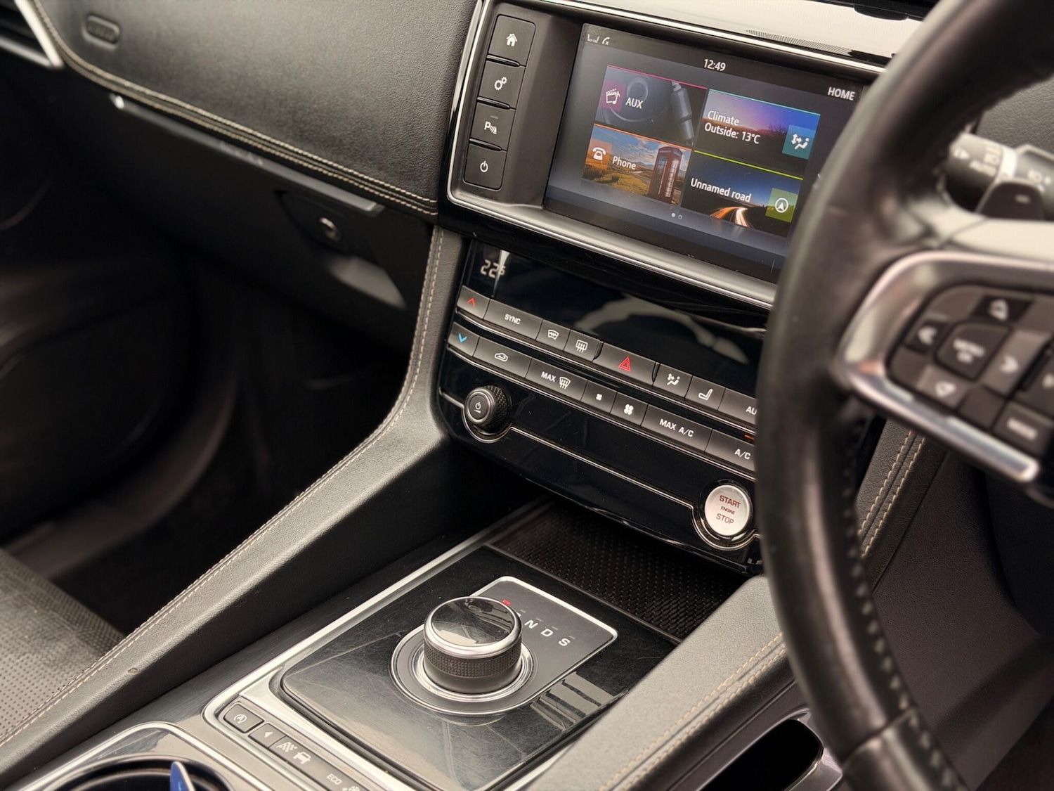 Used Jaguar F-Pace 2017 for sale - 77695346: Photo 23