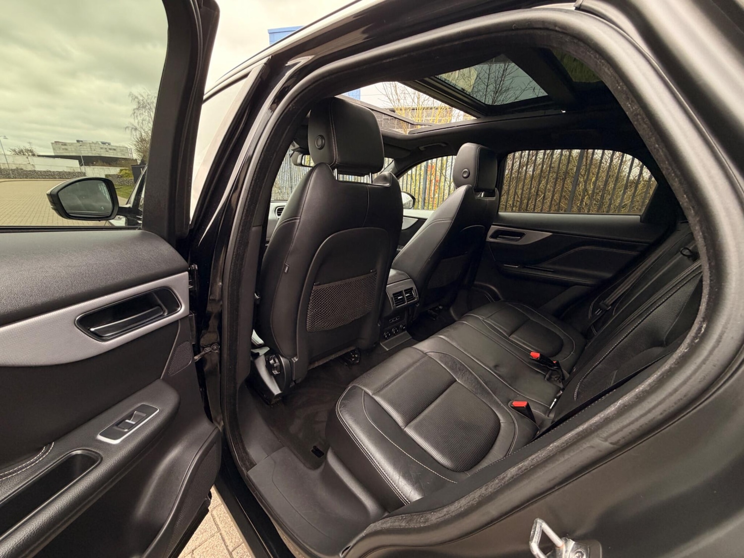 Used Jaguar F-Pace 2017 for sale - 77695346: Photo 25