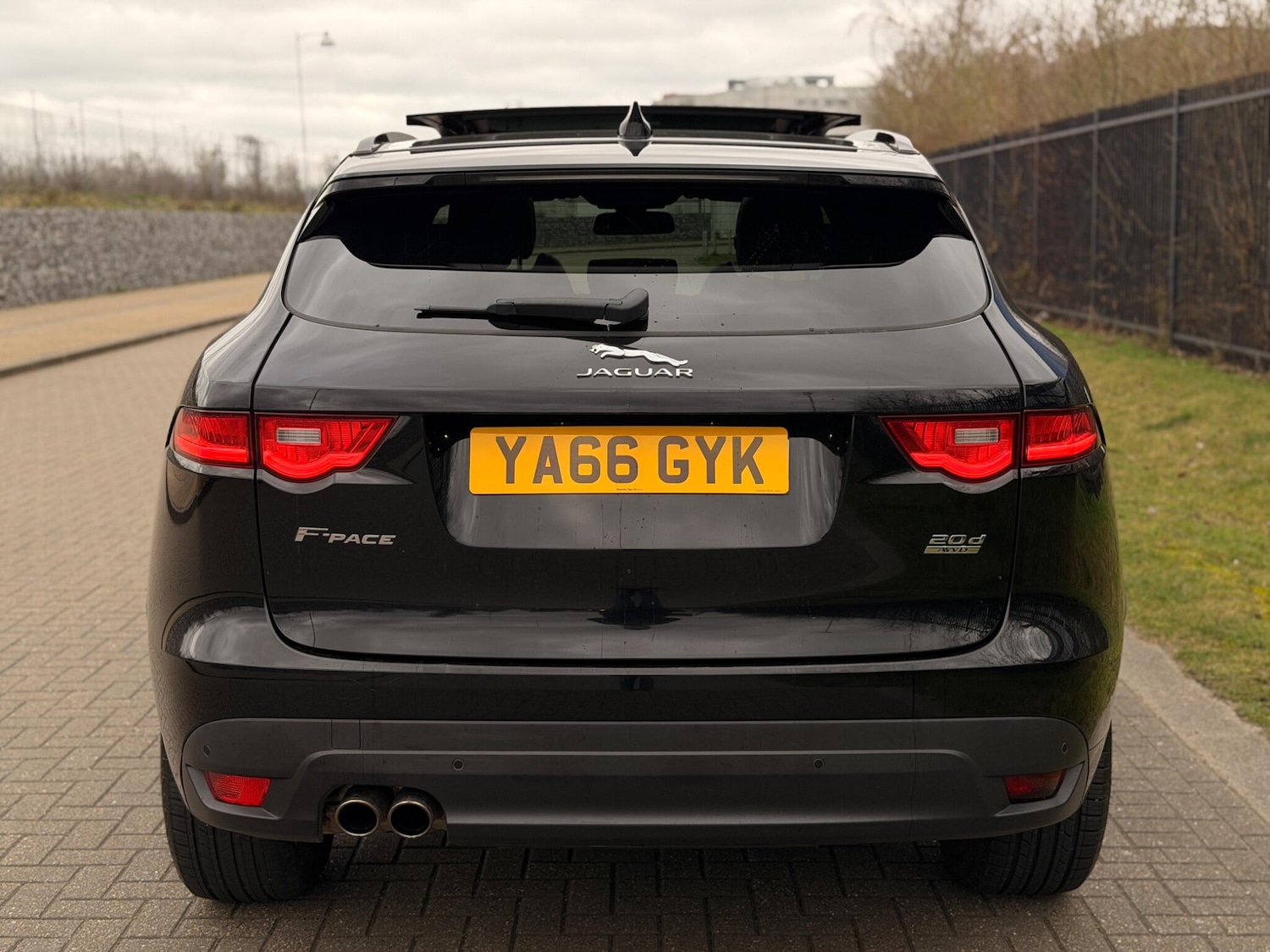 Used Jaguar F-Pace 2017 for sale - 77695346: Photo 5