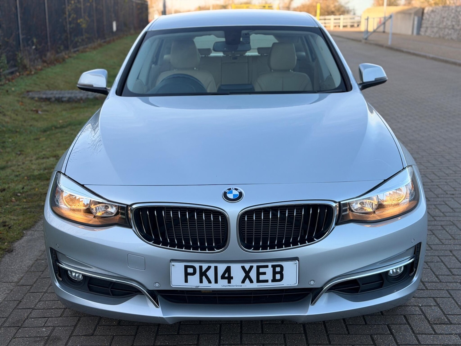 Used BMW 3 Series 2014 for sale - 78072618: Photo 2