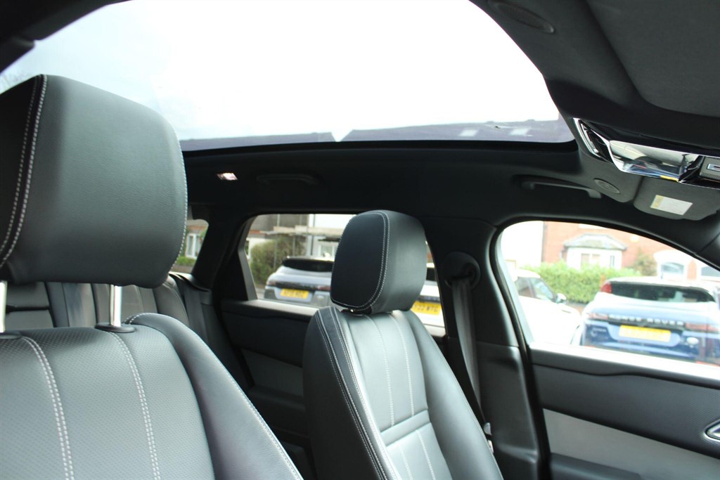 Used Land Rover Range Rover Velar 2023 for sale - 77903608: Photo 17