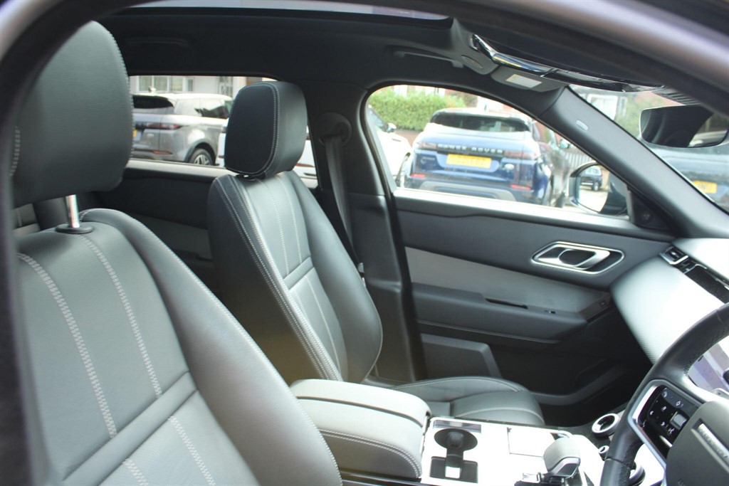 Used Land Rover Range Rover Velar 2023 for sale - 77903608: Photo 24