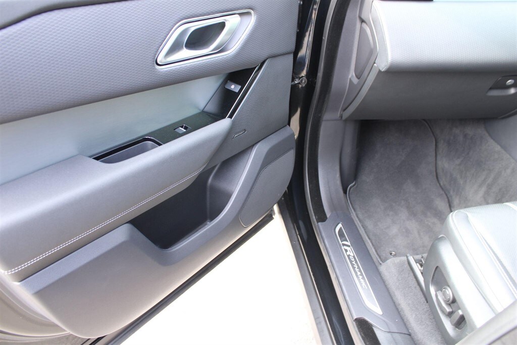 Used Land Rover Range Rover Velar 2023 for sale - 77903608: Photo 38