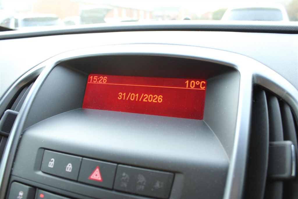 Used Vauxhall Astra GTC 2014 for sale - 77804102: Photo 24