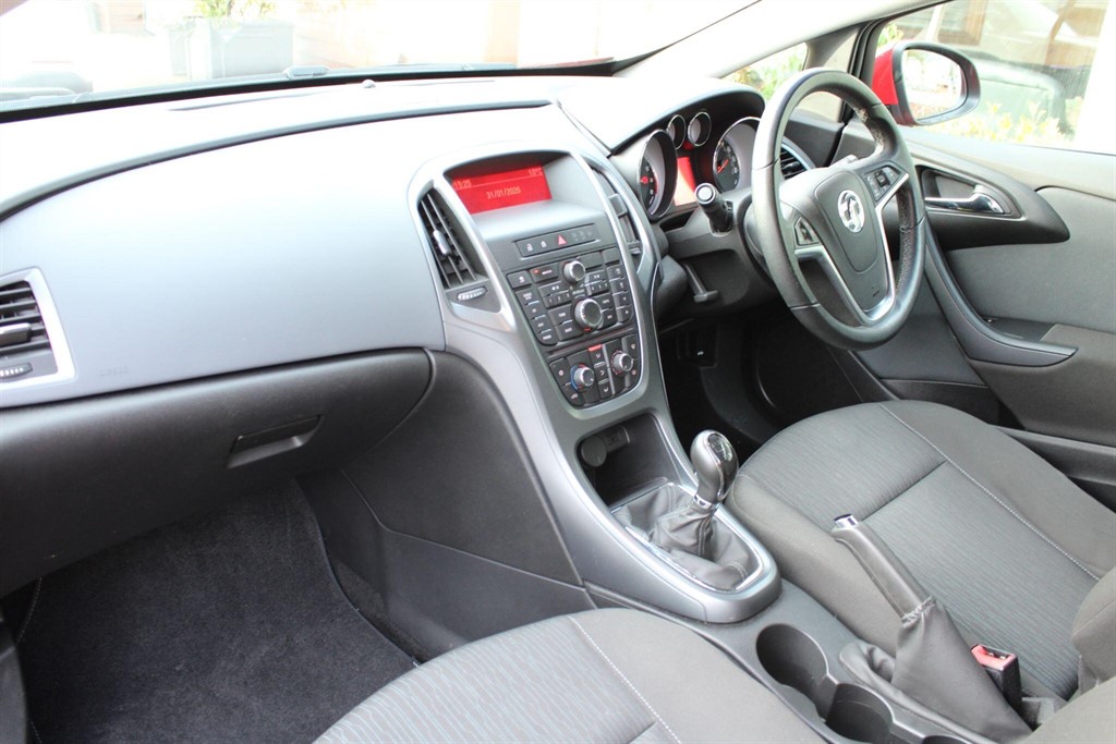 Used Vauxhall Astra GTC 2014 for sale - 77804102: Photo 7